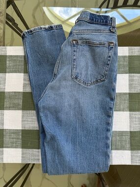 Abercrombie & Fitch Ultra High-Rise 90’s Slim Straight